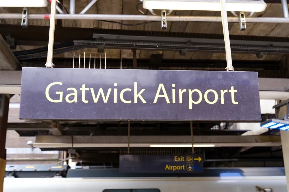What Is the Cheapest Taxi to Gatwick?