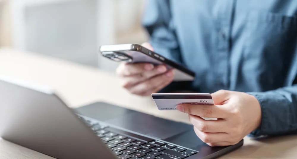 10. Payment methods and avoiding a Parking Charge Notice.webp