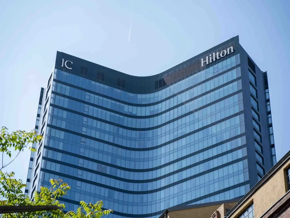 Hilton London Gatwick Airport (1).webp